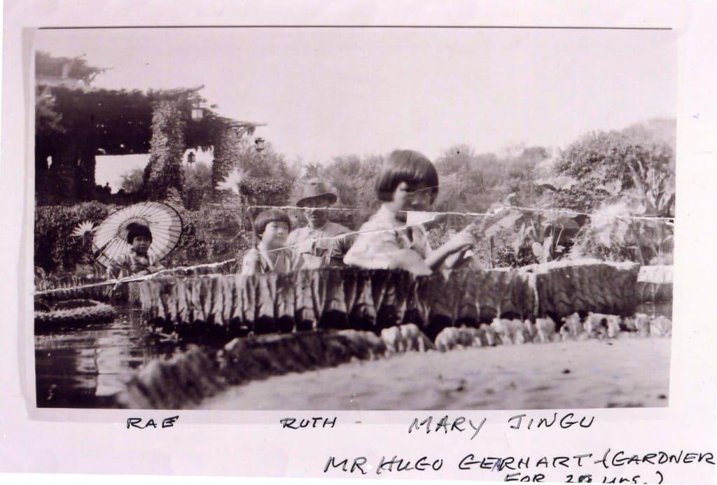 Mr. Hugo with Rae, Ruth and Mary on Giant Amazon leaf!