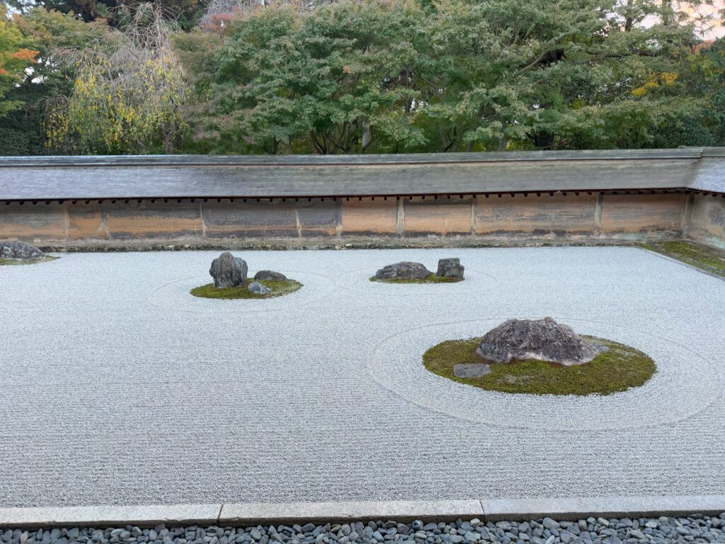 Ryoan-ji's famous walled karesansui garden